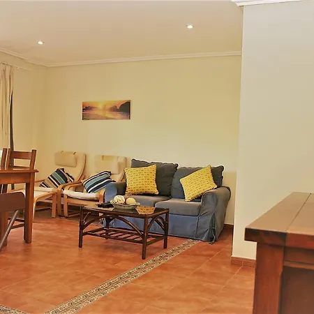 T2 Pine Sun Park * Olhos de Agua (Albufeira)