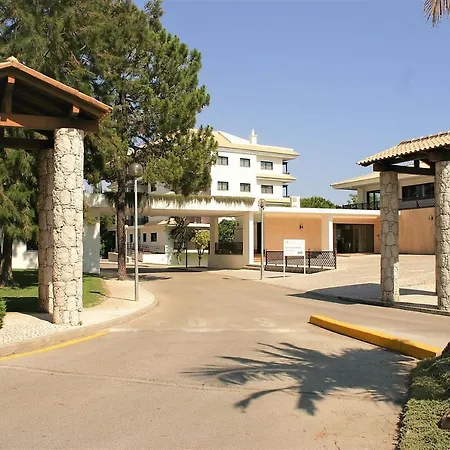 T2 Pine Sun Park * Olhos de Agua (Albufeira)