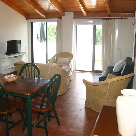 T2 Pine Sun Park * Olhos de Agua (Albufeira)